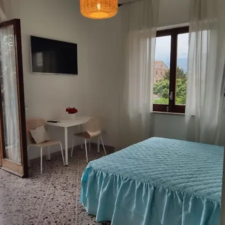 Sorrento Life 3 *