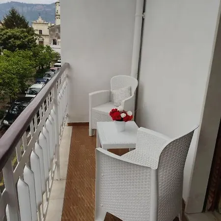 Sorrento Life 3 *
