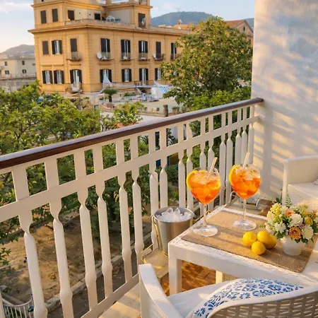 דירה Sorrento Life 3